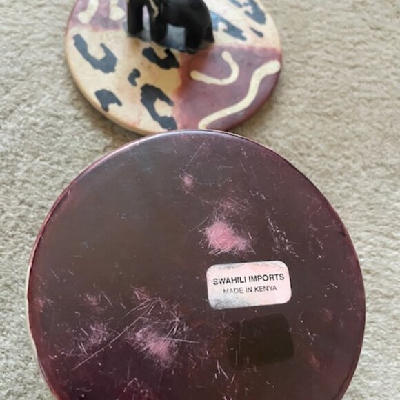 Stone Container with Elephant Lid - Picture 5 of 10